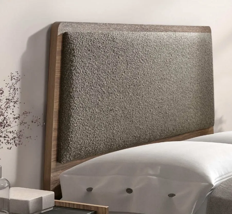 Tête de lit en tissu bouclette taupe avec cadre en bois